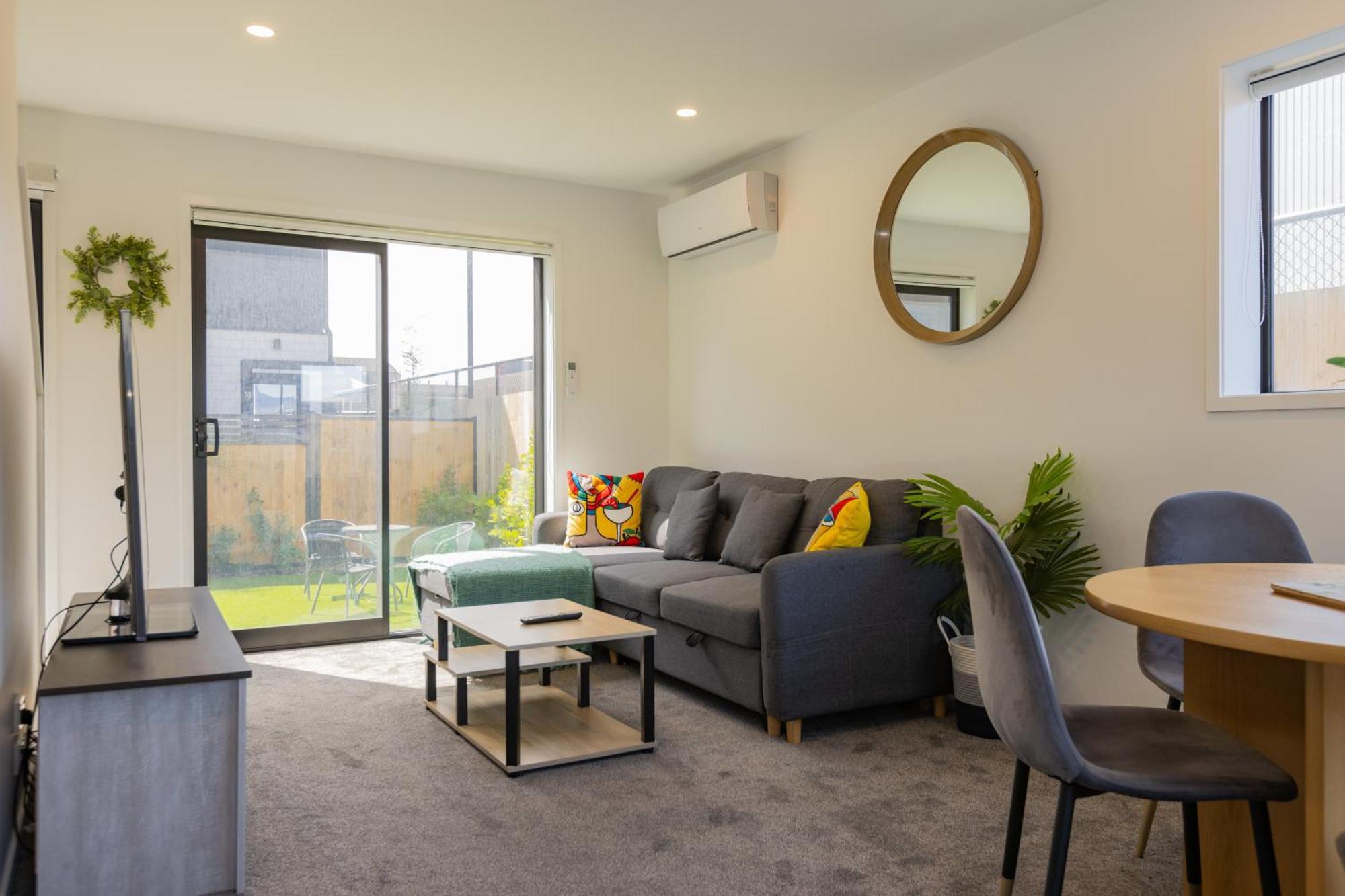 Luxury 2 Bedroom Townhouse By Hagley Park In Cbd Christchurch Exterior photo
