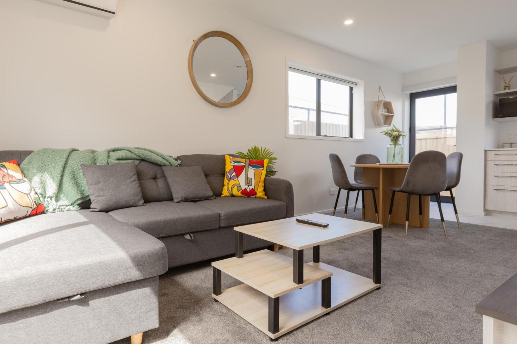 Luxury 2 Bedroom Townhouse By Hagley Park In Cbd Christchurch Exterior photo